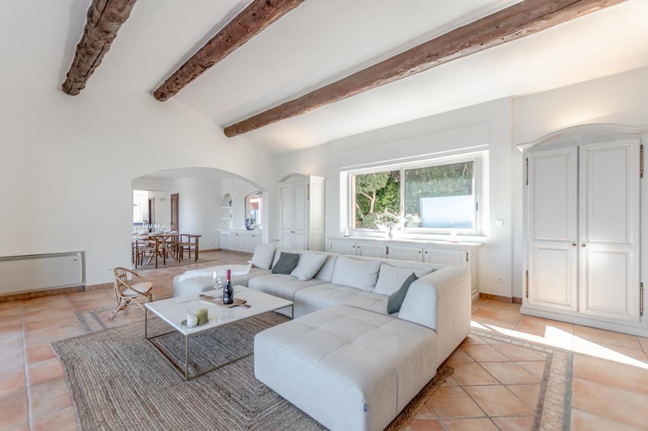 Superbe Villa, Incroyable Vue Mer, Piscine Chauffee, Climatisee Villa *