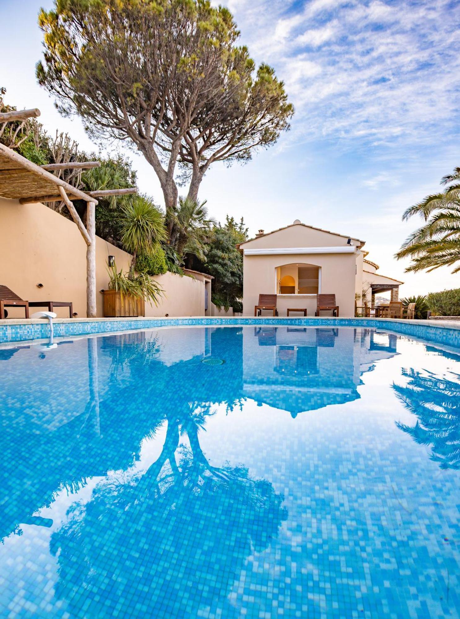 Superbe Villa, Incroyable Vue Mer, Piscine Chauffee, Climatisee Villa *