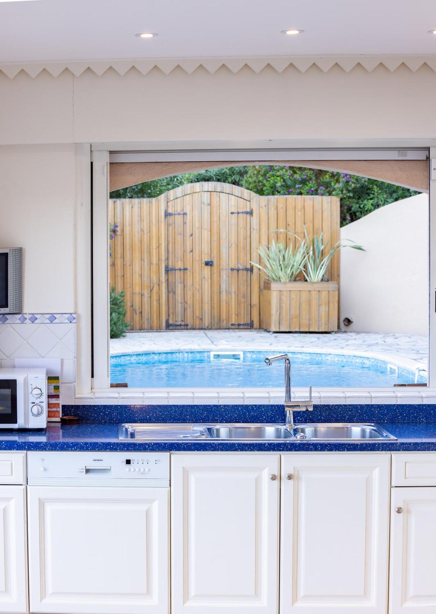 Superbe Villa, Incroyable Vue Mer, Piscine Chauffee, Climatisee Villa Sainte-Maxime
